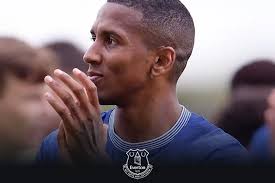 Solskjaer willing to hand Besiktas chance to fallen ex-Man Utd starlet