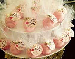 Guess How Many Kisses For The Soon To Be Mrs Printable Etsy Printable Bridal Shower Games Bridal Shower Brunch Bridal Shower Nails