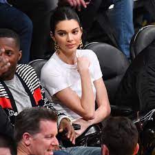 Here's what we know about her new boyfriend. Kendall Jenner Responds To Rumored Nba Player Boyfriends Meme Who Did Kendall Really Date