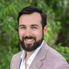 Zac Hinde's Instagram, Twitter & Facebook