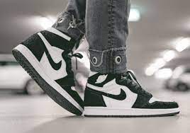 Maybe you would like to learn more about one of these? Jordan 1 Black White Women S Release Date Sneakernews Com