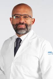 Médica Sur: Acerca del médico