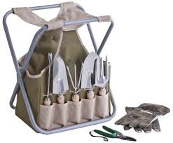 In einem garten wird jedoch nicht nur gearbeitet, sondern auch entspannt. Die 10 Geschenkideen Zum Neuen Eigenheim Geschenkemaxx Com