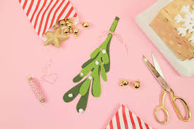 7 stilvolle ideen, die jeder hinbekommt. Mistelzweig Aus Filz Basteln Weihnachtsdeko Selbermachen