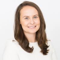 Aimee Bills's Instagram, Twitter & Facebook