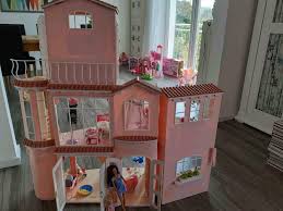 Kostenlose kleinanzeigen zu barbie haus zusammenklappbar jetzt finden oder. Barbie Haus Villa Mit Viel Zubehor Top Gepflegt 160 In Essen Essen Ruhrhalbinsel Barbie Spielzeug Gebraucht Kaufen Eba Barbie Haus Barbie Wolle Kaufen
