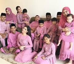 Named after a german obstetrician who practiced in the early 1800's, naegele's rule predicts childbirth to occur 280. What Do Malay Guys Think About Malay Girls Who Date Marry Outside Their Race Is It Accepted Positively Or Negatively Quora