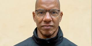 Far och son Barton kvar i Djurgården