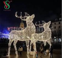 Custom Christmas LED Animal Sculpture Waterproof Lighted Deer Motif  Decoration