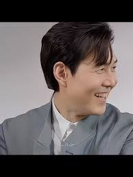 Lee Byung Hun in Car with Lee Jung Jae