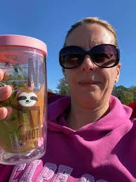 Happy Saturday, everyone! Come hang out today and enjoy some cold drinks &  good sports! ✌🏼