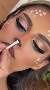 Fallon Moore (fitnessfallon)