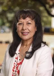 Maria Linares's Instagram, Twitter & Facebook