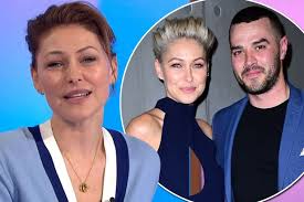 Discover emma willis' latest clothing collection exclusively at next. Emma Willis Declares Boys Can Like Pink After Sharing Another Rare Snap Of Her Kids Aktuelle Boulevard Nachrichten Und Fotogalerien Zu Stars Sternchen