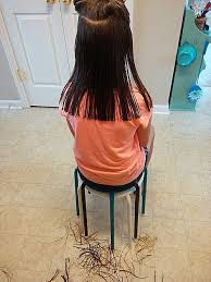 Do the same on the right and left sides of the head. How To Cut Girls Long Hair At Home Diy Beautify Creating Beauty At Home