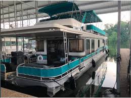 Welcome to the world's largest inventory of houseboats. 1996 Sumerset Houseboat Powerboat For Sale In Kentucky