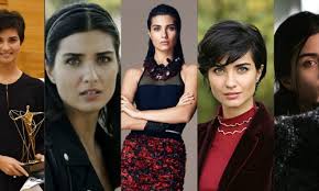 Tuba büyüküstün, bağdat caddesi'nde annesi handan'la objektiflere takıldı. Tuba Buyukustun Hakkinda Bilmeniz Gereken 10 Sey Noluyo