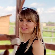 Diana Kosta's Instagram, Twitter & Facebook