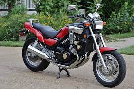 Pin By Cycle Hoarder On Our Yamaha Fzx700 Fazer Vintage Bikes Bike Yamaha