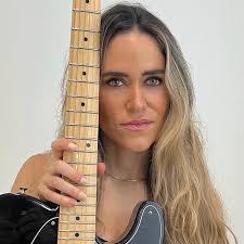 Kandi Floyd's Instagram, Twitter & Facebook