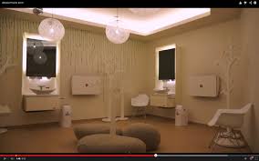 2theloo Family Toilet 2theloo Offering Clean Sustainable Restrooms To Shoppers And Travellers Throughout The World In High Stre Outhouse Shopping Malls Design