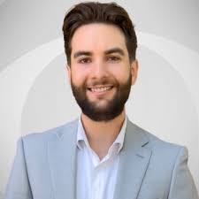 How TV news journalists can boost your comms skills