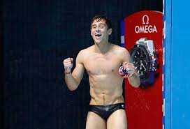 Because r64 mears and laugher have already won gold for their dives, but tom only got a bronze and will hardly do better in his solo dives as the chinese will. Daley Dives For Second Individual Gold After Eight Years At Fina Worlds 1 Chinadaily Com Cn