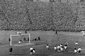 Na tym stadionie swoje spotkania rozgrywa drużyna piłkarska queen's park f.c. The Kicker The English Are So Arrogant They Had It Coming The National