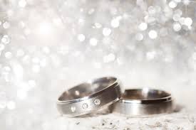 Eheringe Aus Silber Zarte Eleganz Fur Den Ringfinger