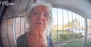 Immigrant man fulfills childhood dream of sending father back to his  homeland: 'I owe you a lot'