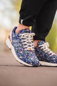 Adidas Black And Rose Gold Shoes Zx Flux Limited Edt Adidas Consortium Zx Flux Kicks Sneakers Sneakerfashion Floral Adidas Shoes Sport Shoes Fashion Adidas Floral