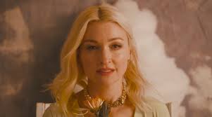 Kate Miller-Heidke releases new single 'Deluded'