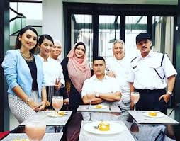 Tuan anas mikael episod 3. Cik Siti