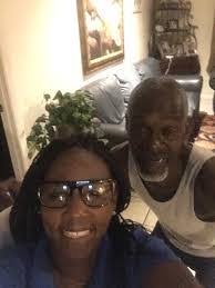 Earl Rucker's Instagram, Twitter & Facebook