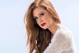 Search, discover and share your favorite marina ruy barbosa gifs. F5 Celebridades Marina Ruy Barbosa Comenta Recusa Em Cortar Cabelo Em Novela Nao Fazia Sentido 20 08 2020