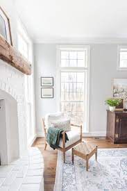 Benjamin Moore White Dove Oc 17 Amelia Lawrence Style White Dove Benjamin Moore Walls Decorators White Benjamin Moore Benjamin Moore White