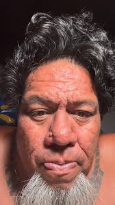 Aloha Ohana 306 am japan time n it's Sunday.reflecting