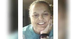 Kelly Strauss's Instagram, Twitter & Facebook