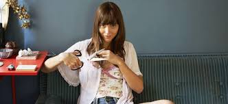 Asciugate con molta cura i capelli: Beauty Fai Da Te Tagliare I Capelli In Casa Ed E Subito Tragedia Shoelove By Deichmann