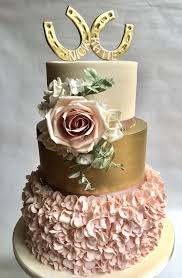 Pin By Eevee Alejandro On Ella S Quiencenera In 2020 Themed Wedding Cakes Floral Wedding Cakes Wedding Cake Horse