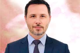 Welcome to the Dark Side