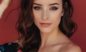 Rachel Dashiell's Instagram, Twitter & Facebook