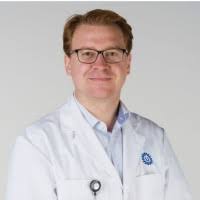 200+ perfiles de «Schlösser»