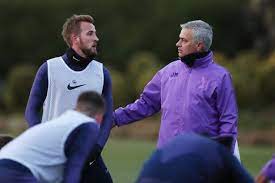 Harry kane's official facebook page! Harry Kane S Future Young Players Transfers Jose Mourinho S Spurs Press Conference Agenda Football London