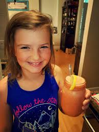 Coco made her very own smoothie with Naked 👏🚨📣