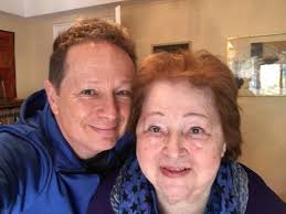 Elhunyt Márta néni, Geszti Péter édesanyja