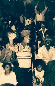 We Welcome Michael Jackson Stand Up And Say Hi Mike Micheal Jackson Michael Jackson Pics Michael Love