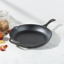 Lodge Chef Collection 12 Seasoned Cast Iron Skillet Reviews Crate And Barrel Cast Iron Skillet Iron Skillets It Cast