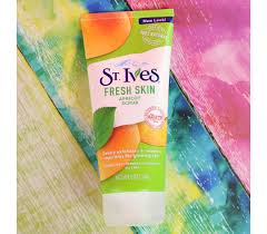 The best face cleansers are the ones that benefit your skin, whether it's sensitive, oily or dry. St Ives Fresh Skin Apricot Scrub 170g