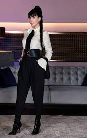 Makbule hande özyener, better known by her stage name hande yener, is a turkish singer. Son Dakika Haberler Hande Yener Ameliyat Oldu Son Dakika Magazin Haberleri